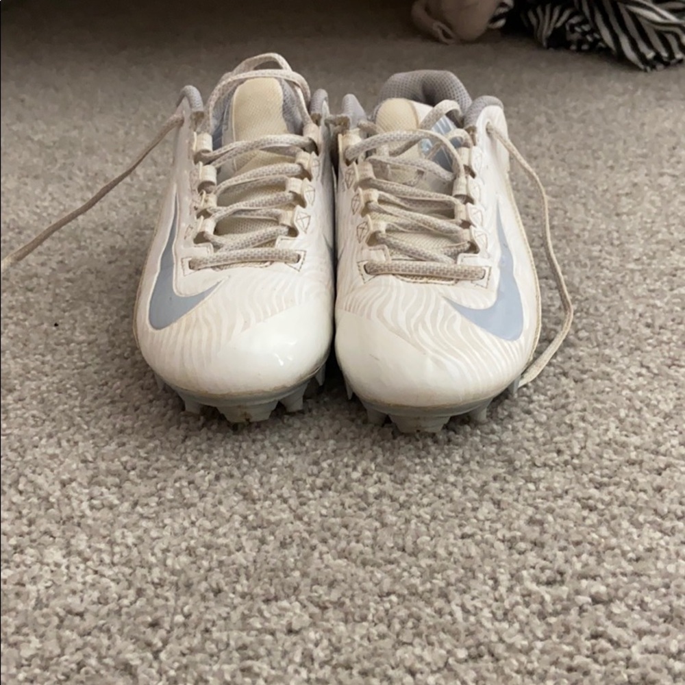 Lacrosse cleats